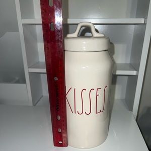 Rae Dunn kisses canister